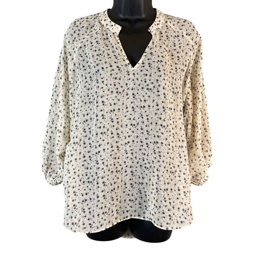Cabi Women Cream Ditsy Floral V-Neck Blouse Gathered Back Long Sleeve Size XS